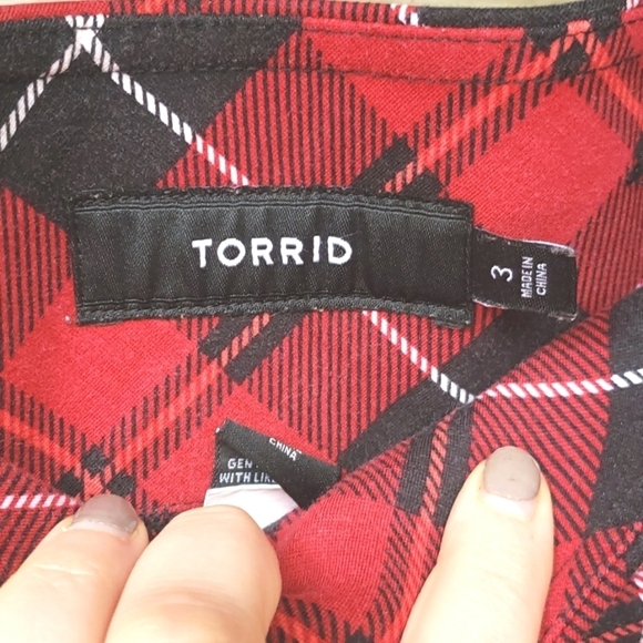 Torrid Red Black Plaid Cropped Pixie Ponte Pants 3x - Picture 5 of 9